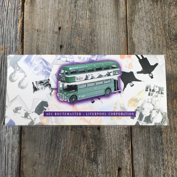 Corgi Diecast AEC Routemaster Bus Liverpool The Beatles - Picture 6 of 6